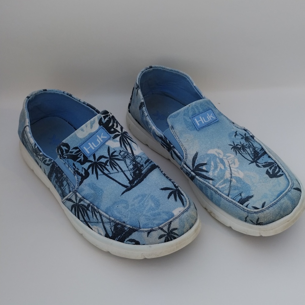 Huk men's shoes